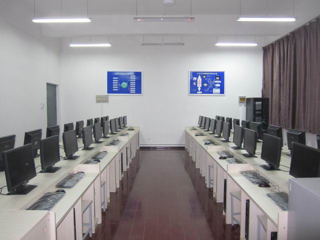 郑州商业技师学院实训设备